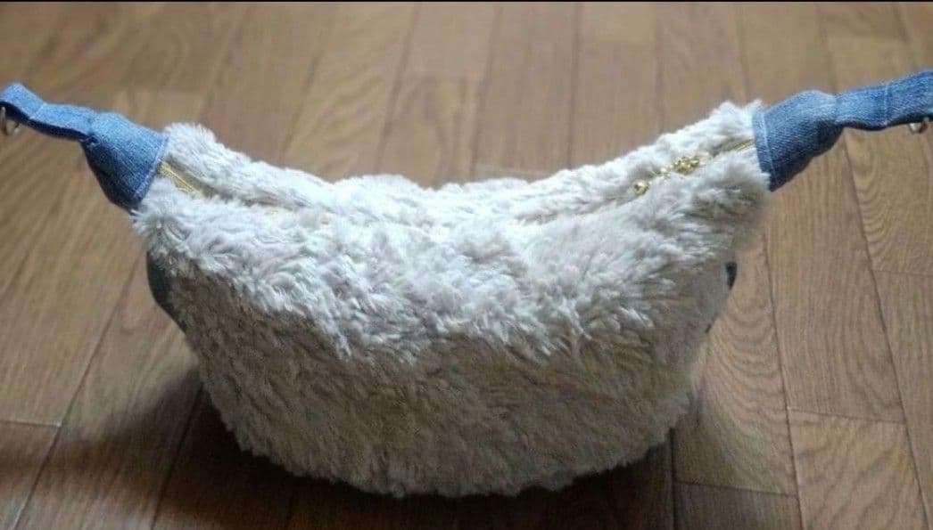 現品限り♡ファー×デニム生地 ラウンドショルダーバッグ ファーバッグ