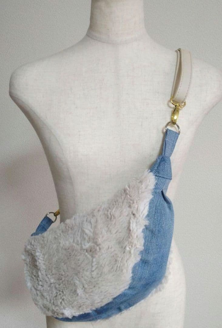 現品限り♡ファー×デニム生地 ラウンドショルダーバッグ ファーバッグ