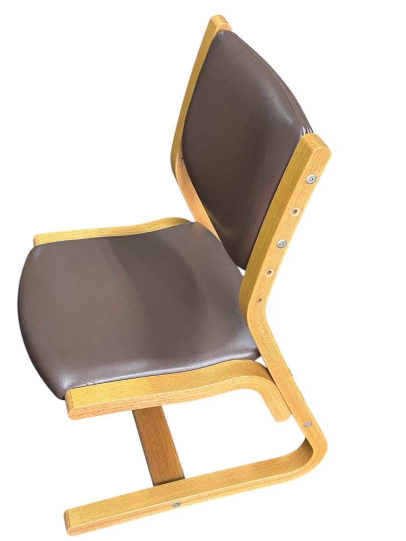 【中古】カリモク X338JADSG 成長チェア木製合皮クッ高級感日本製