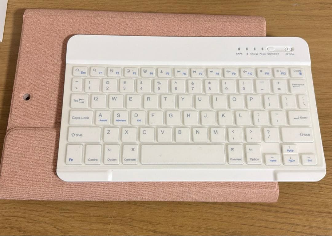 iPad第7世代 32G シルバーWi-Fi+ Cellular モデル