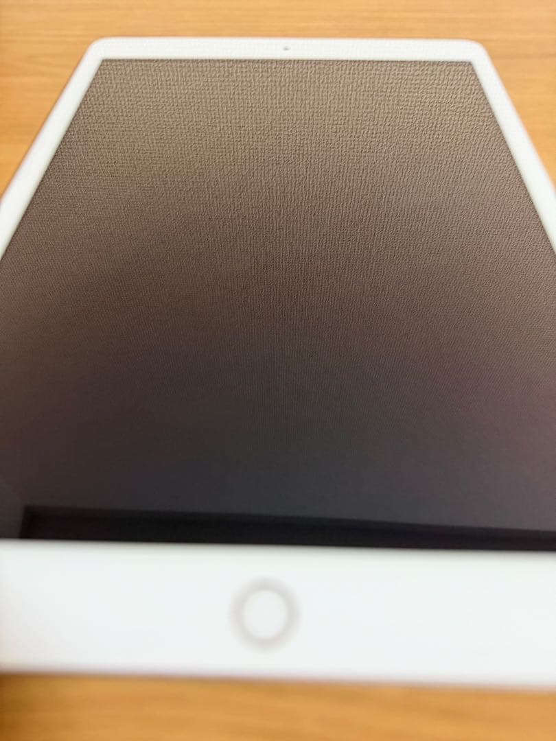 iPad第7世代 32G シルバーWi-Fi+ Cellular モデル