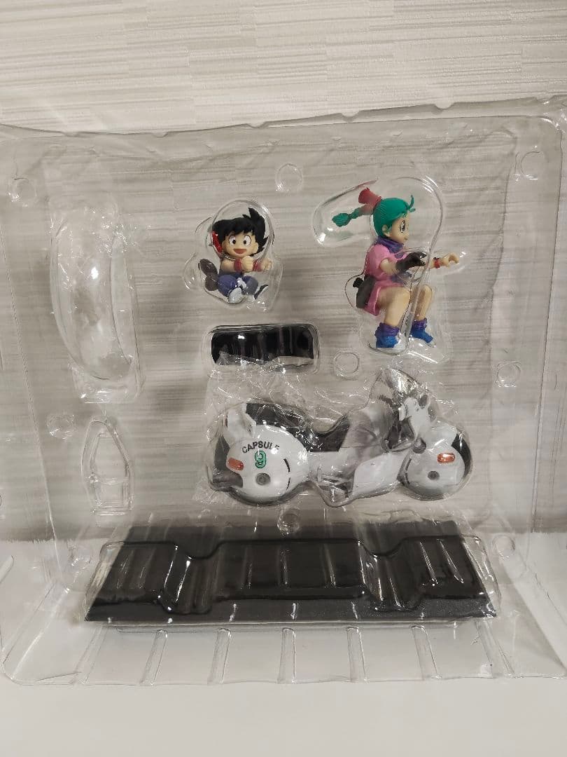 ドラゴンボール デスクトップリアルマッコイ 06 孫悟空&ブルマ　フィギュア