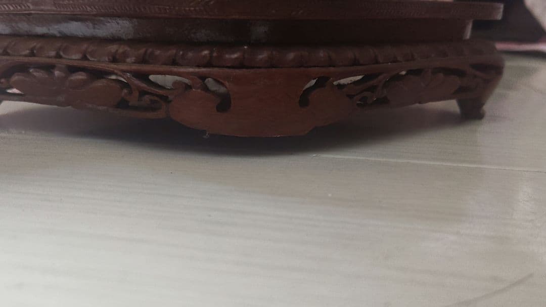 【翡翠香炉】 龍の装飾 木製台座付き 【2月限定価格】