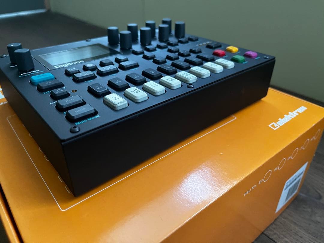 Elektron Digitone シンセサイザー 箱+有料プリセット8種付き