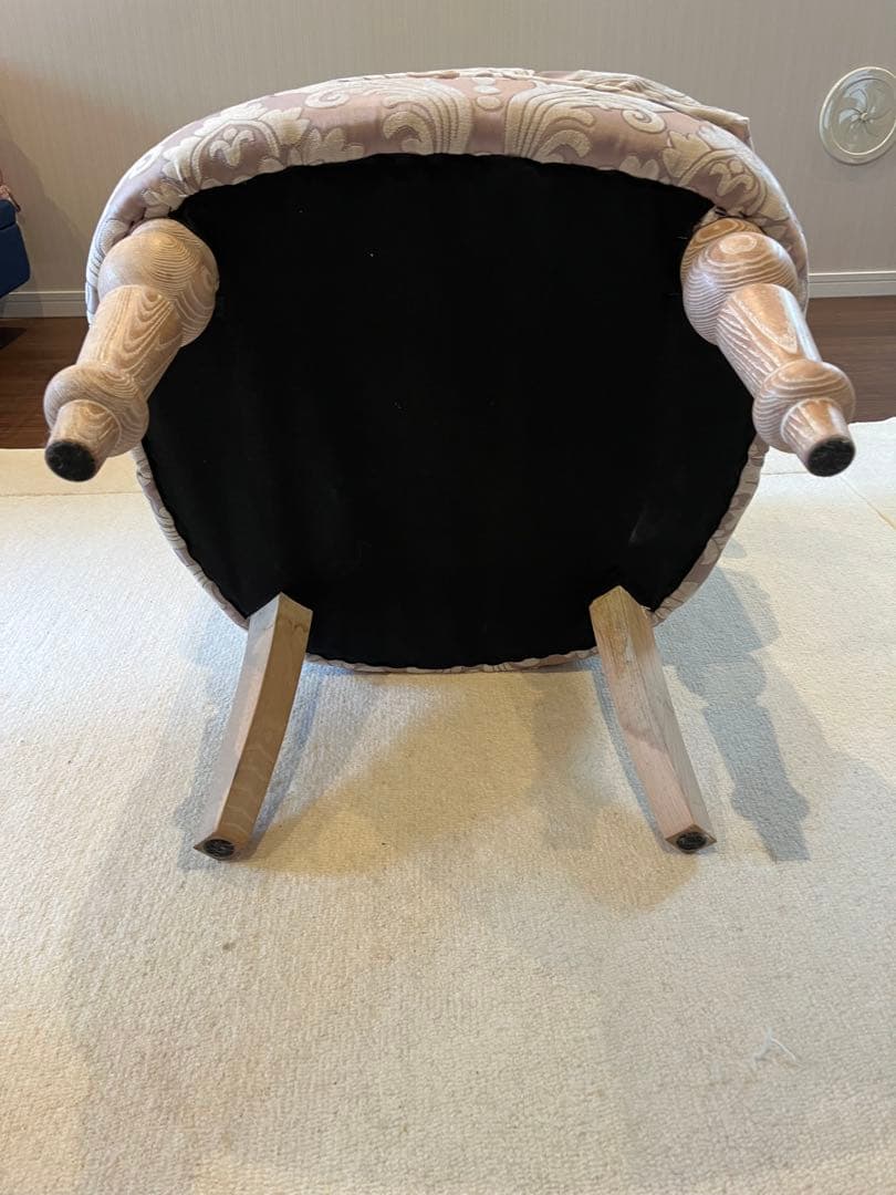 送料込み　ラムズゲイト　シングルソファ　ピンク