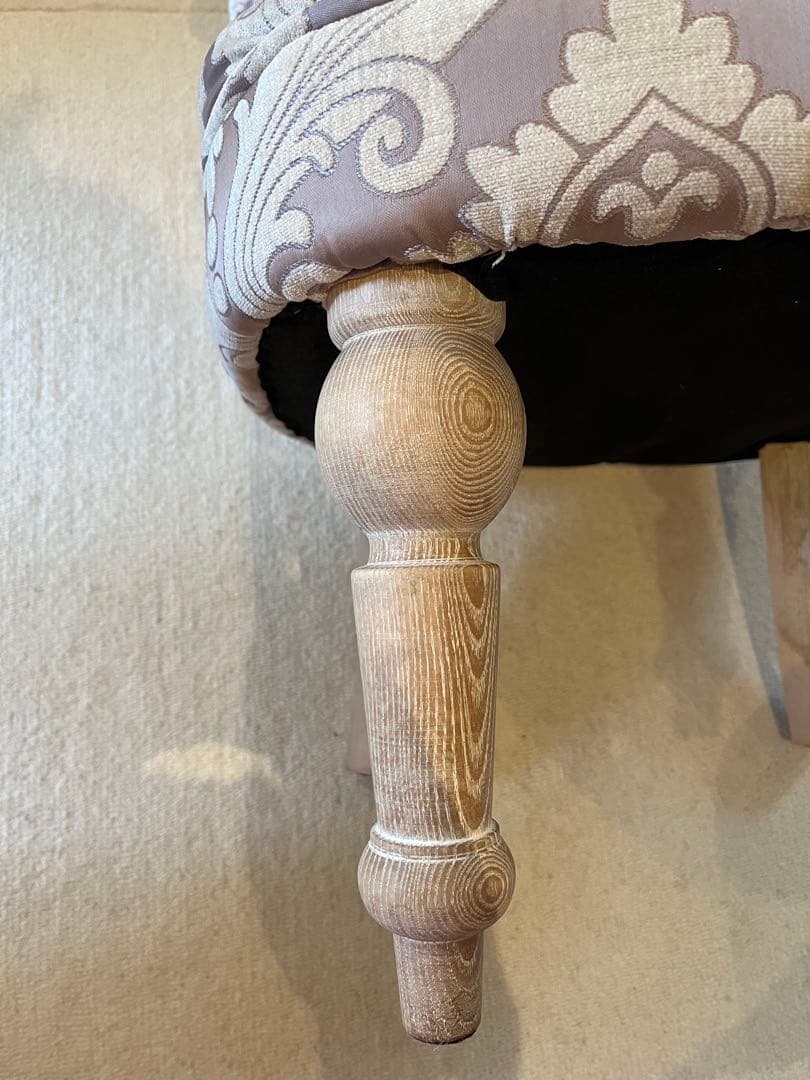 送料込み　ラムズゲイト　シングルソファ　ピンク