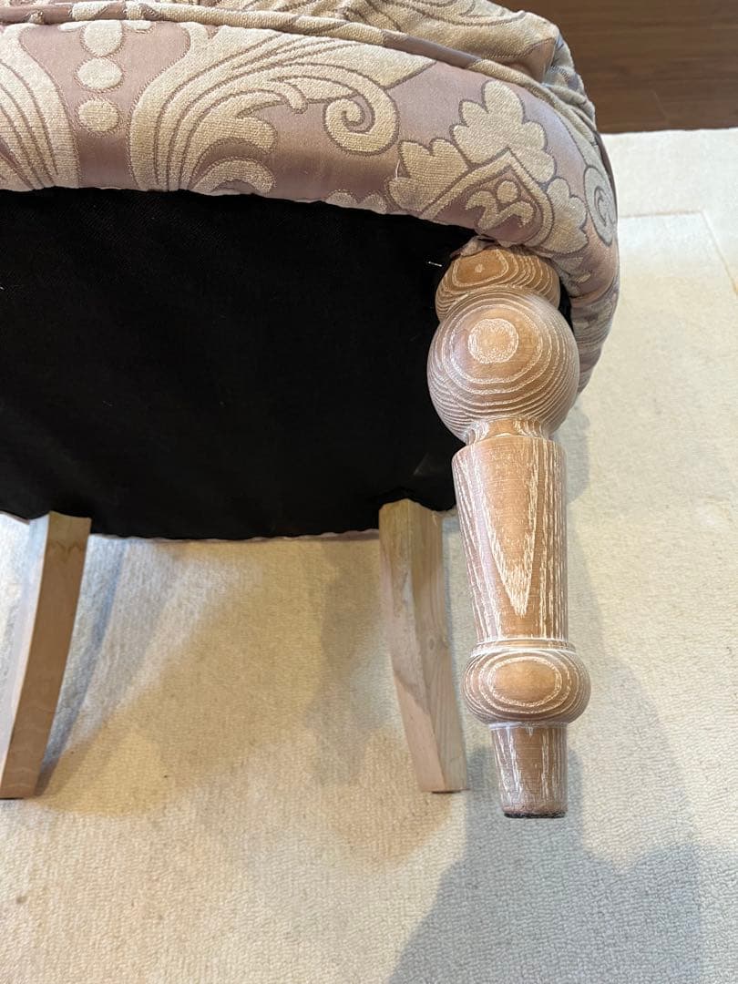 送料込み　ラムズゲイト　シングルソファ　ピンク