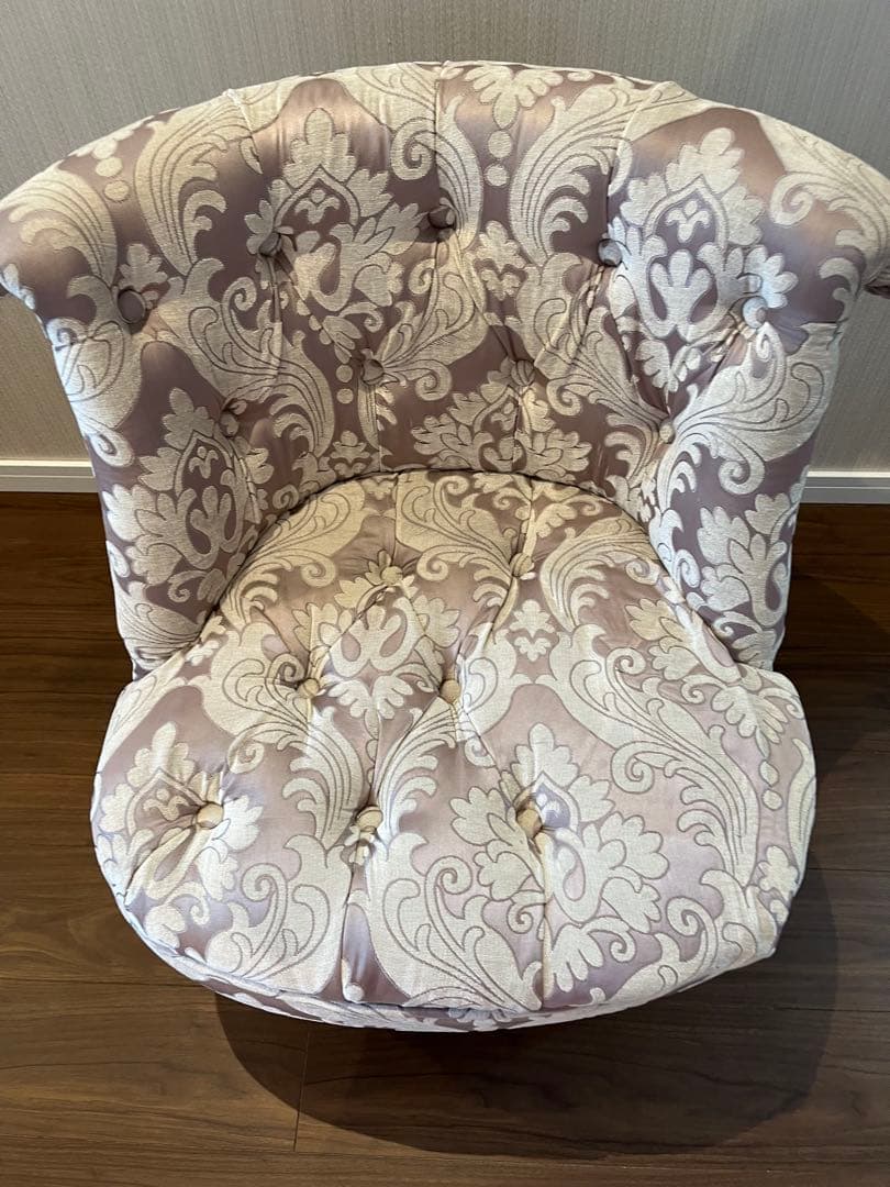 送料込み　ラムズゲイト　シングルソファ　ピンク