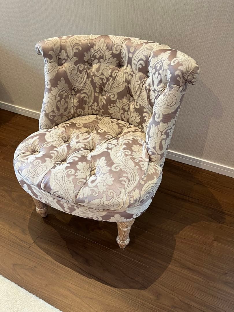 送料込み　ラムズゲイト　シングルソファ　ピンク