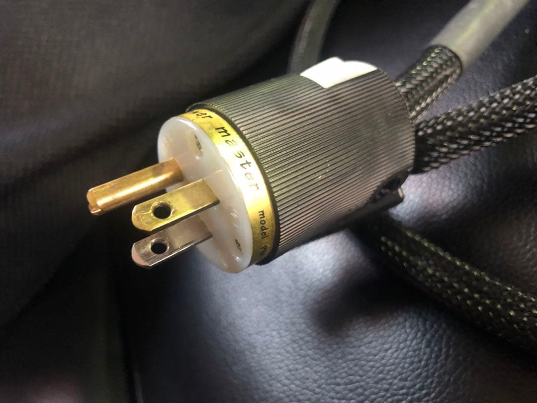 【伝説電線】CAMELOT 社 PM-650 power cable 1.5m❻