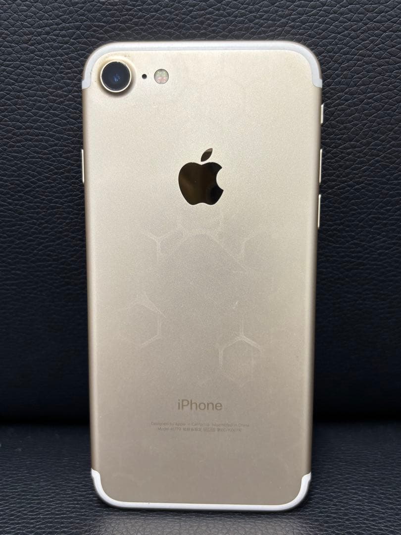 iPhone 7 32GB SIMロックあり