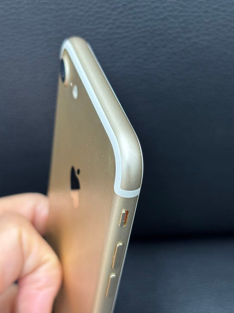 iPhone 7 32GB SIMロックあり