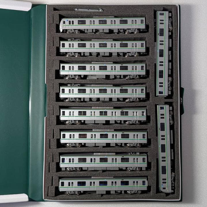 【Nゲージ 30両セット】E233-2000・メトロ16000・小田急4000