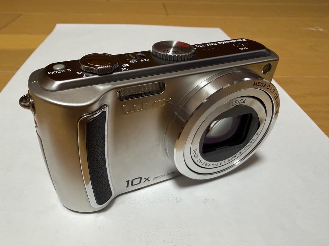 Panasonic LUMIX DMC-TZ5 シルバー オールドデジカメ