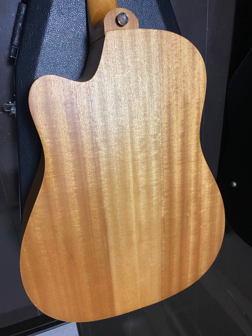 アコースティックギター　cole clark