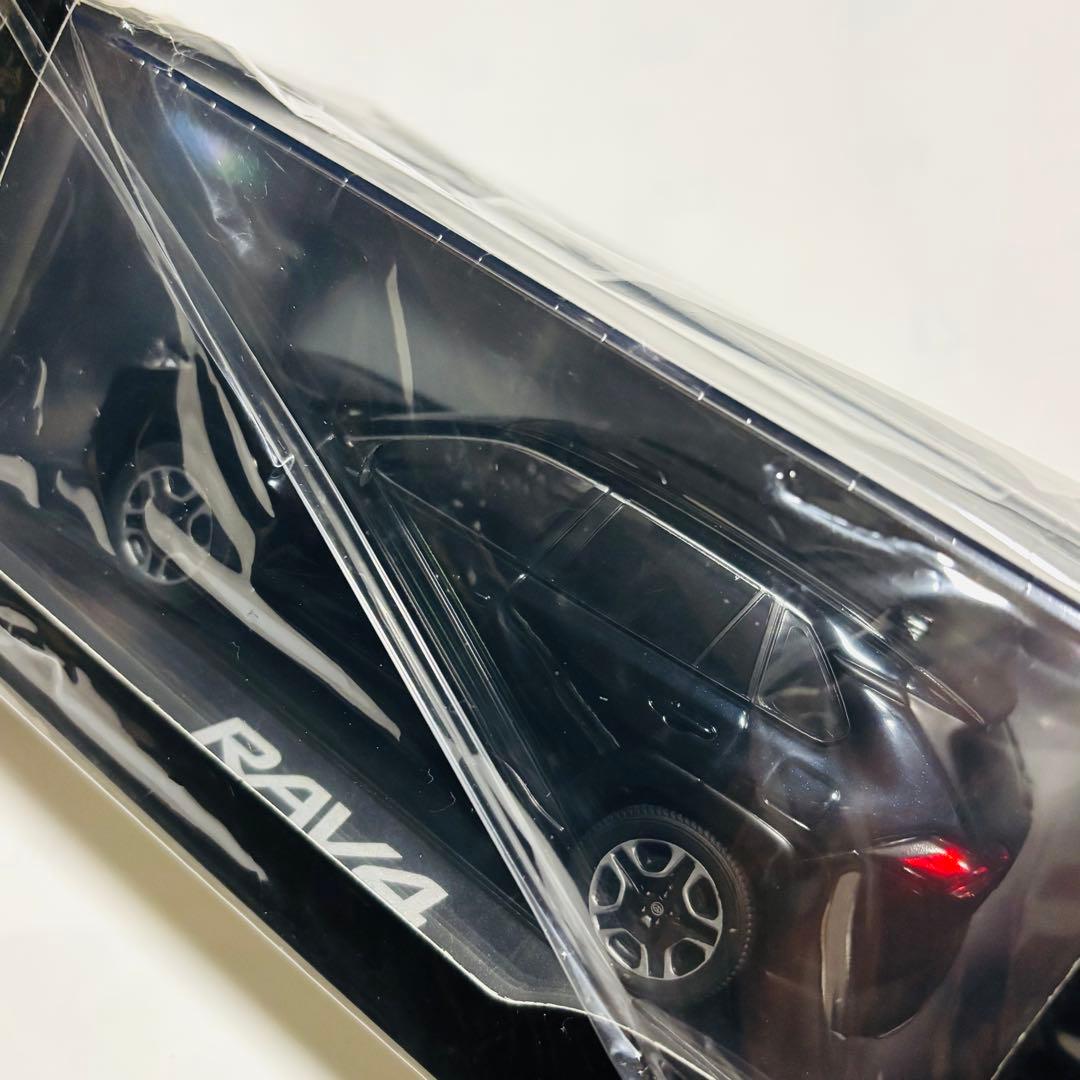 トヨタ RAV4 1/30 ミニカー ブラック 新品 未開封（前モデル）