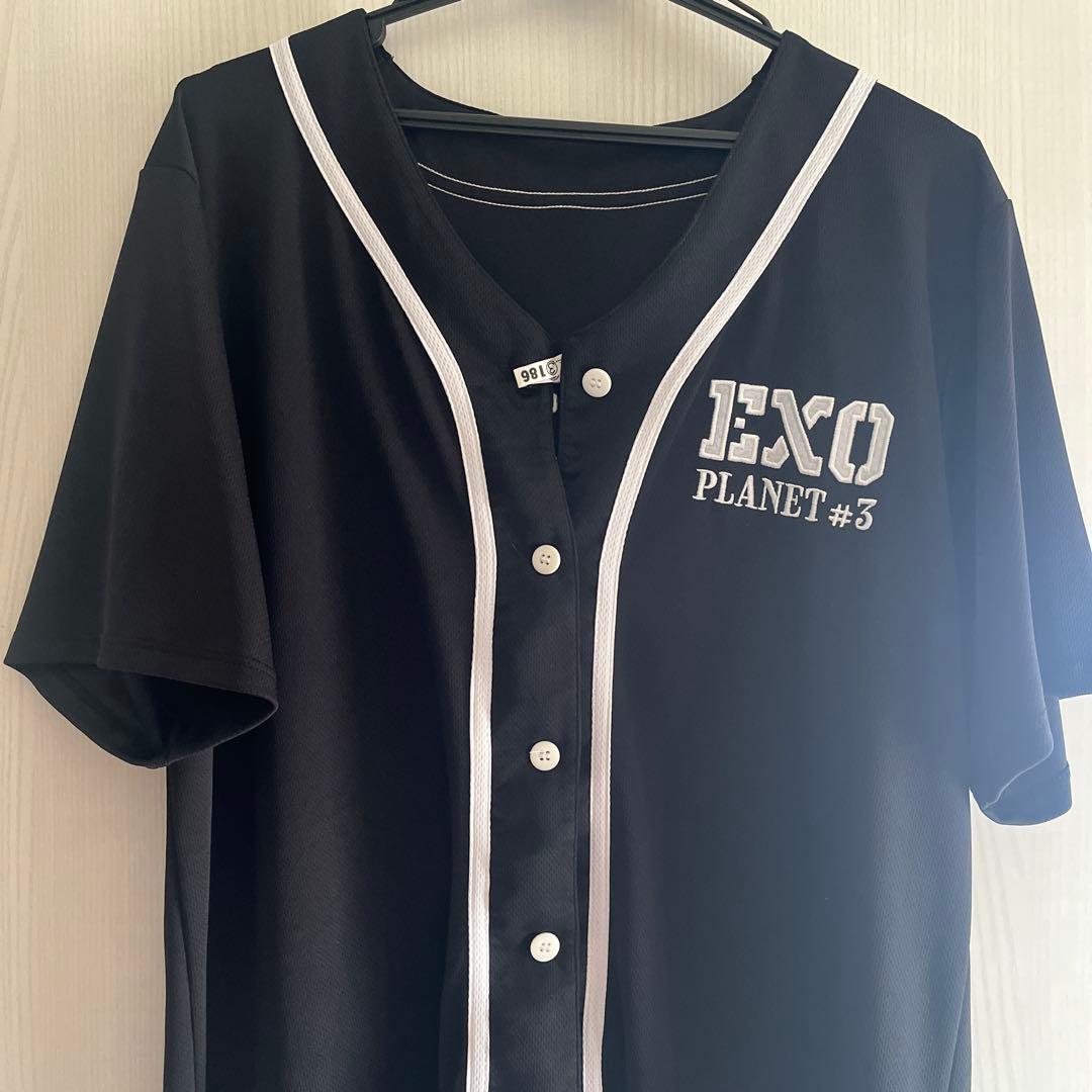 EXO BAEKHYUN ベッキョン　ユニフォーム　黒