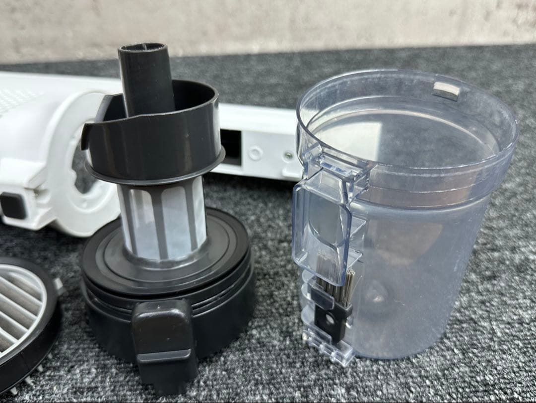 29分　2023年製Panasonic 掃除機　本体　MC-SB33J 格安中古