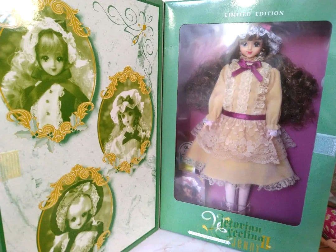 旧タカラ　ジェニー・ヴィクトリアンエクセリーナジェニーⅡ　クリーム