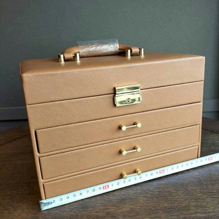 アクセサリーケース　カギ有　やや使用感有