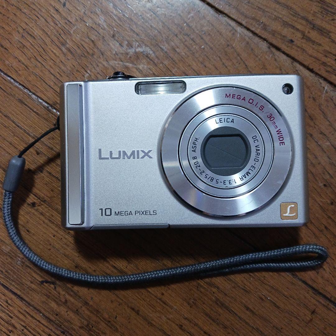 Panasonic Lumix 10メガピクセル デジタルカメラ＆充電器