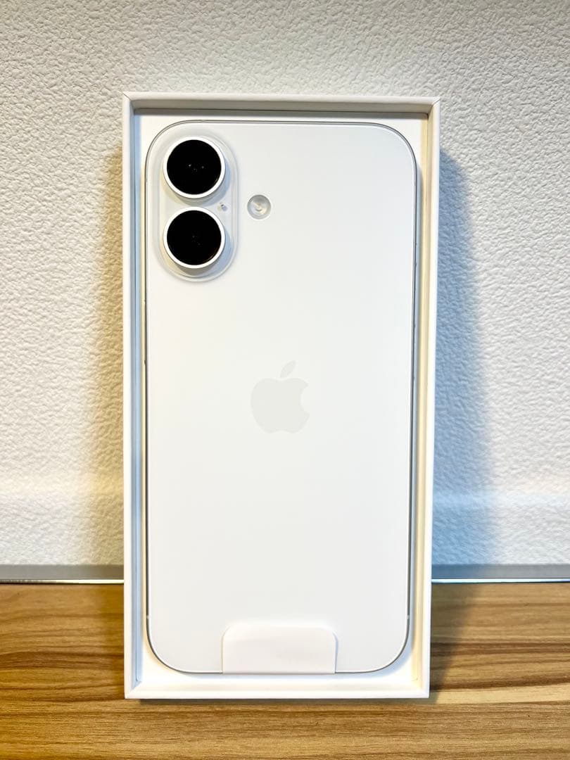 【値下げ相談可】新品未使用　iPhone 16 256GB