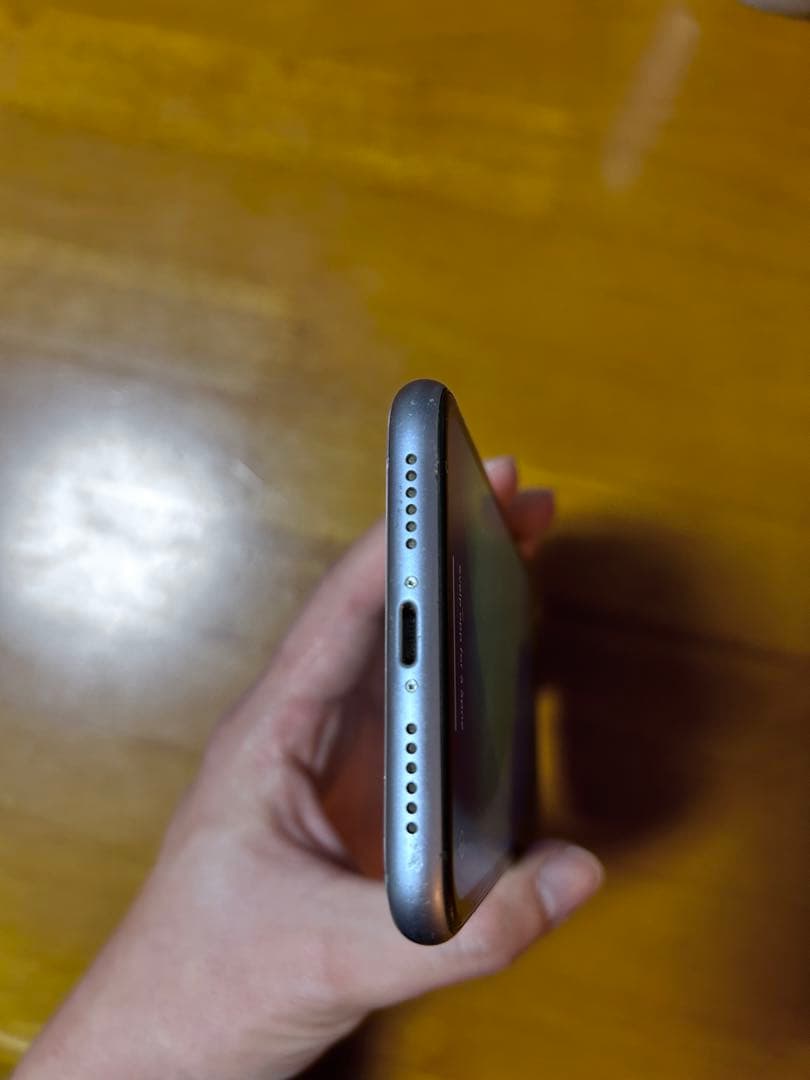 Apple iPhone11 パープル 128GB SIMフリー　背面ヒビ