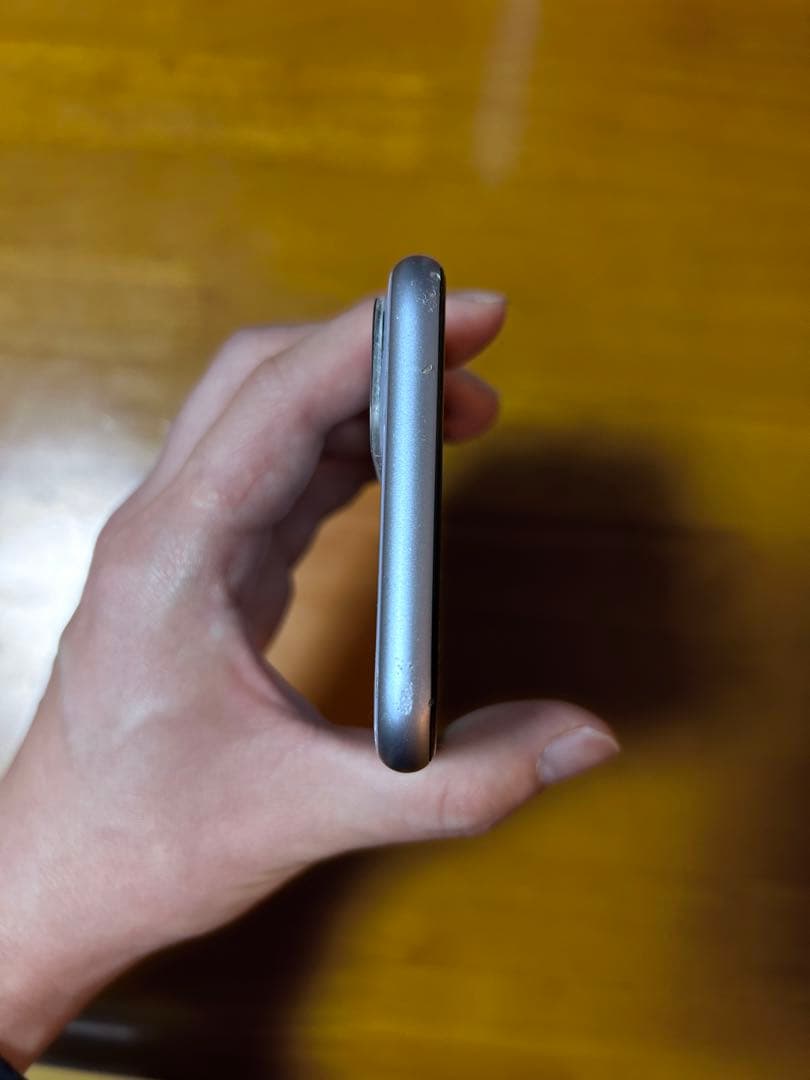 Apple iPhone11 パープル 128GB SIMフリー　背面ヒビ