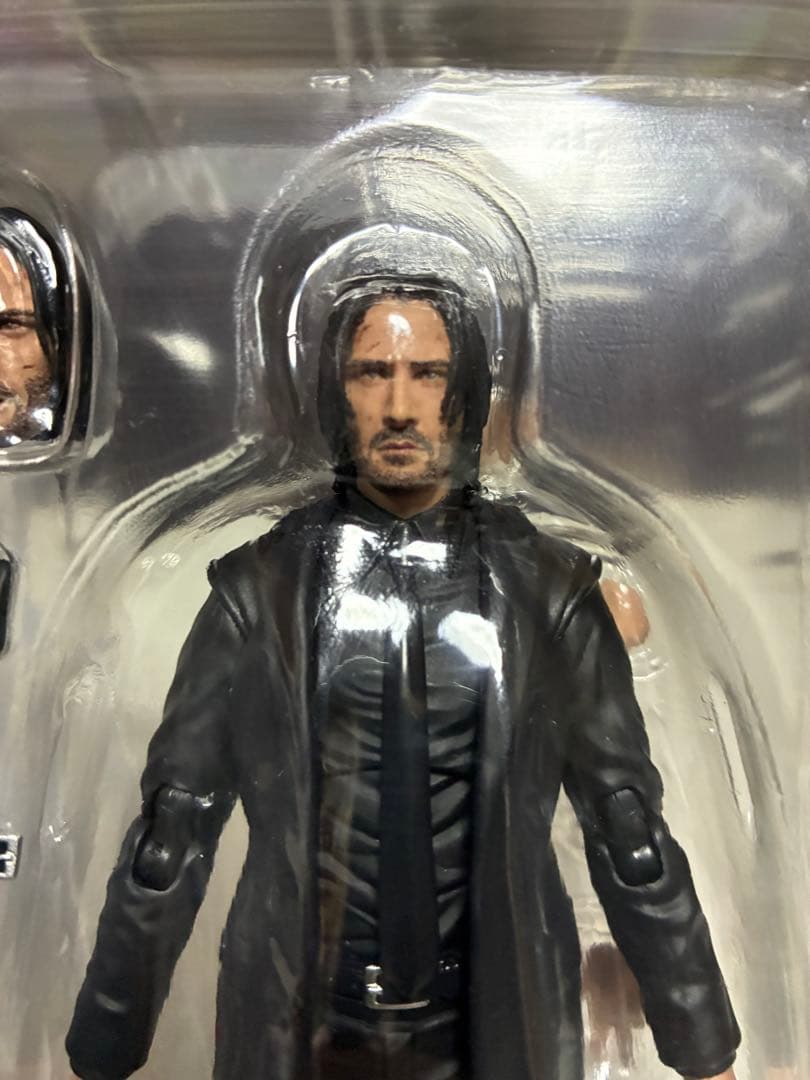 MAFEX JOHN WICK(CHAPTER 3) フィギュア　開封未使用品