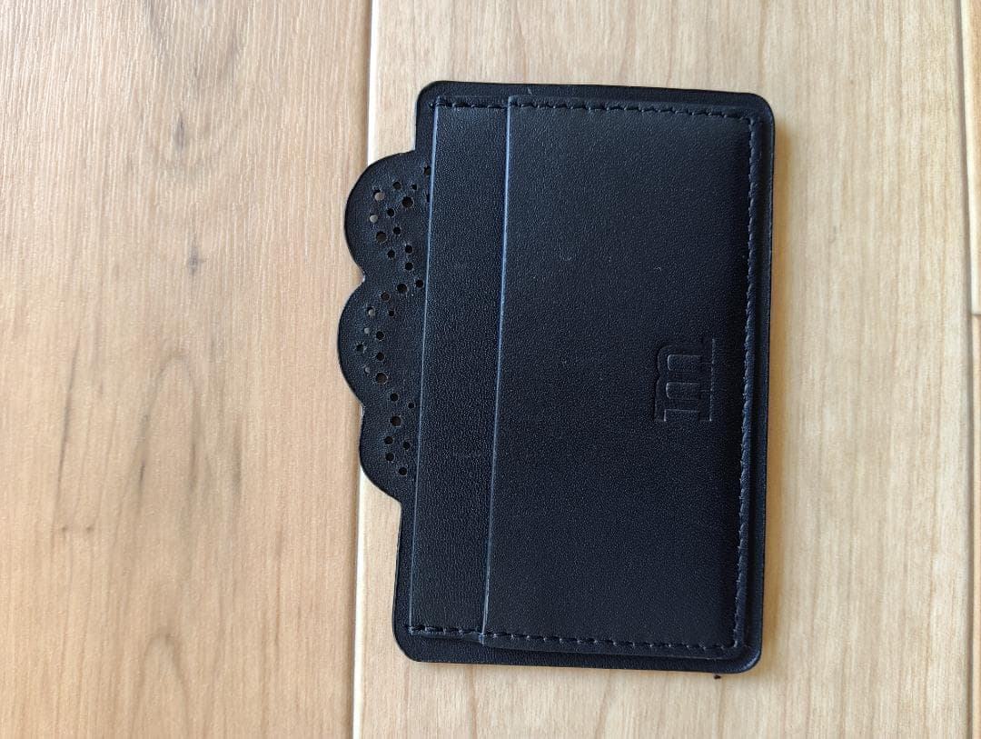 marimekko 花型カードケース