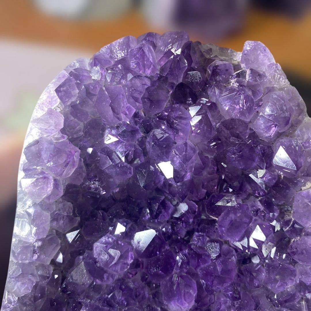 【極上】ウルグアイアメジストクラスター原石（幸運水晶1073g）純天然紫水晶