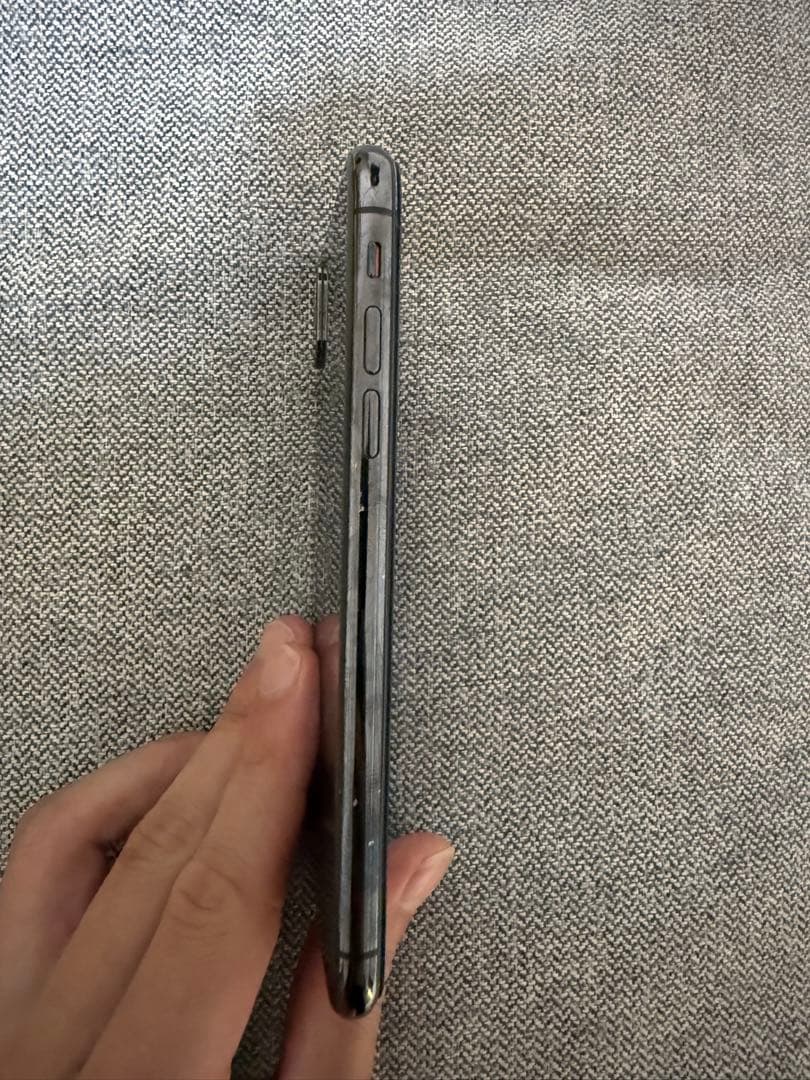 iPhone X スペースグレイ SIMフリー 容量不明 画面割れあり 現状品