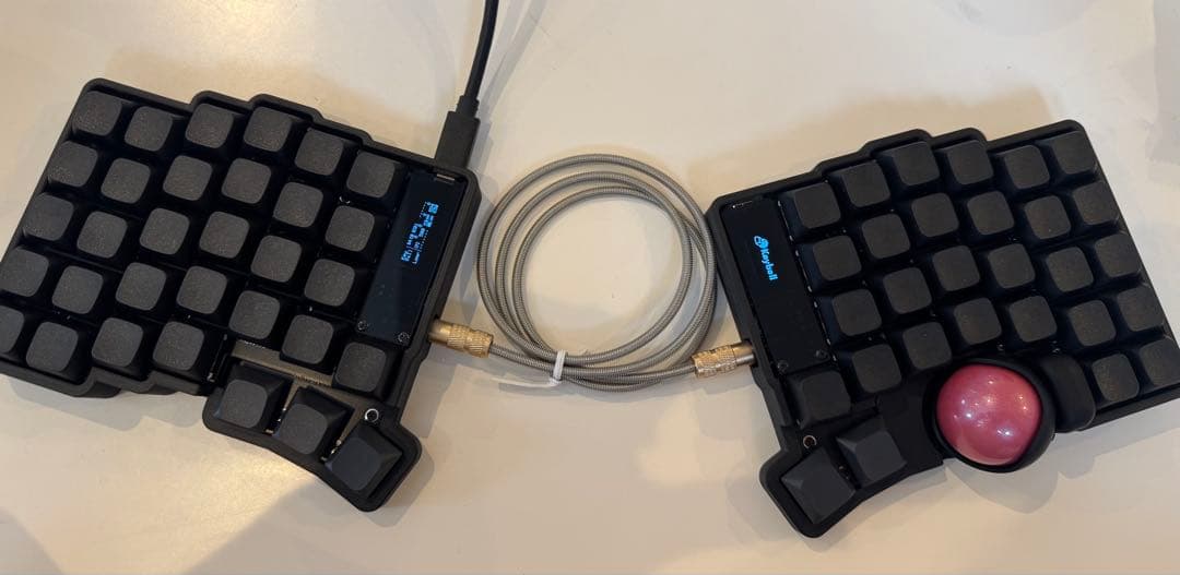 ああべ　keyball61 左手ボール　黒仕様