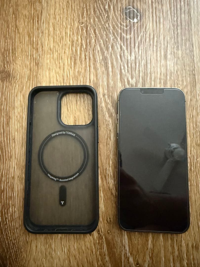 【米国版】iPhone13Pro 256GB グラファイト　MagSafeケース