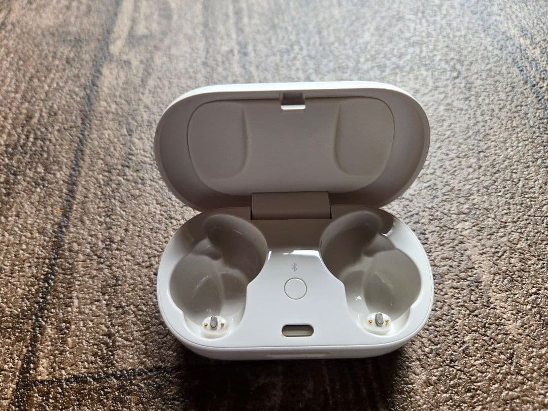 か*ん様 BOSE ボーズ QuietComfort Earbuds 白 ホワイ