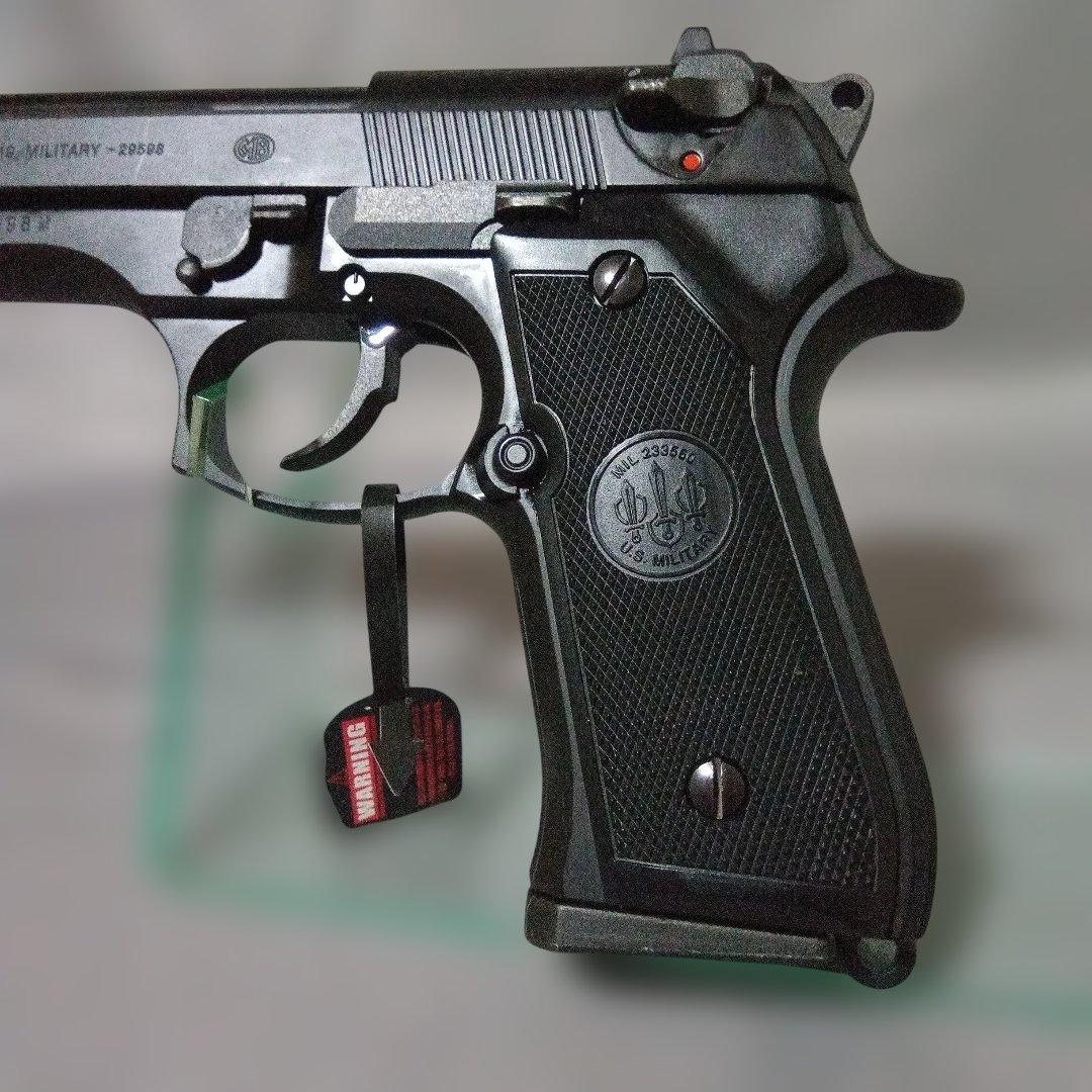 東京マルイ　M92F ベレッタ ブローバック　ミリタリーモデル