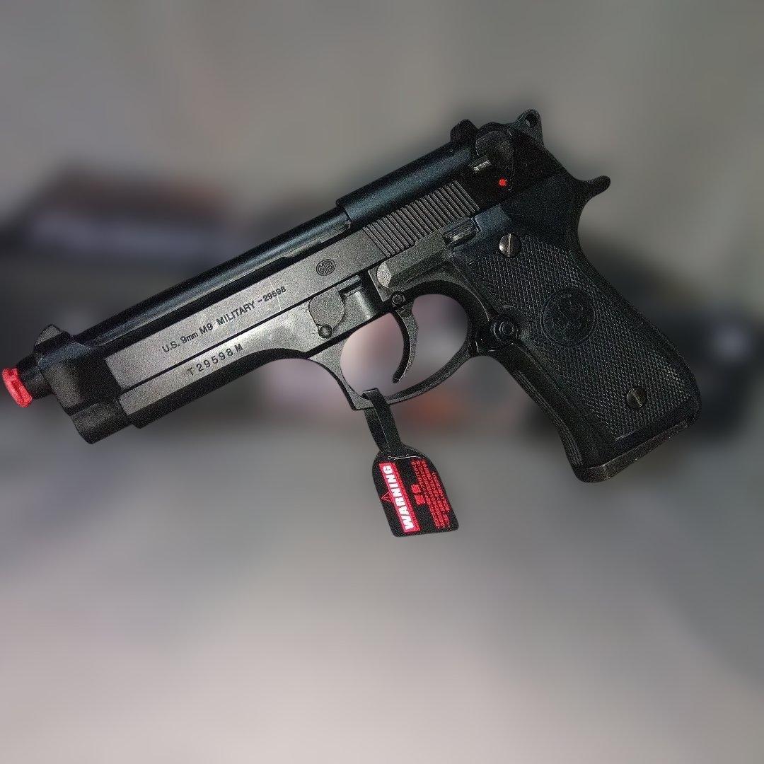 東京マルイ　M92F ベレッタ ブローバック　ミリタリーモデル