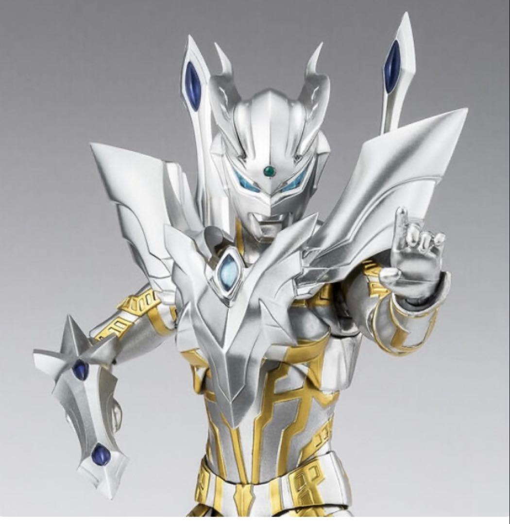 2025年版S.H.Figuarts ウルティメイトシャイニングウルトラマンゼロ