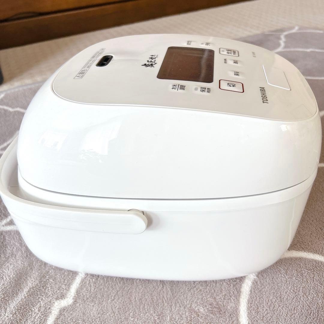 人気！TOSHIBA RC-10VRR 真空IH炊飯器 5.5合 2021年製