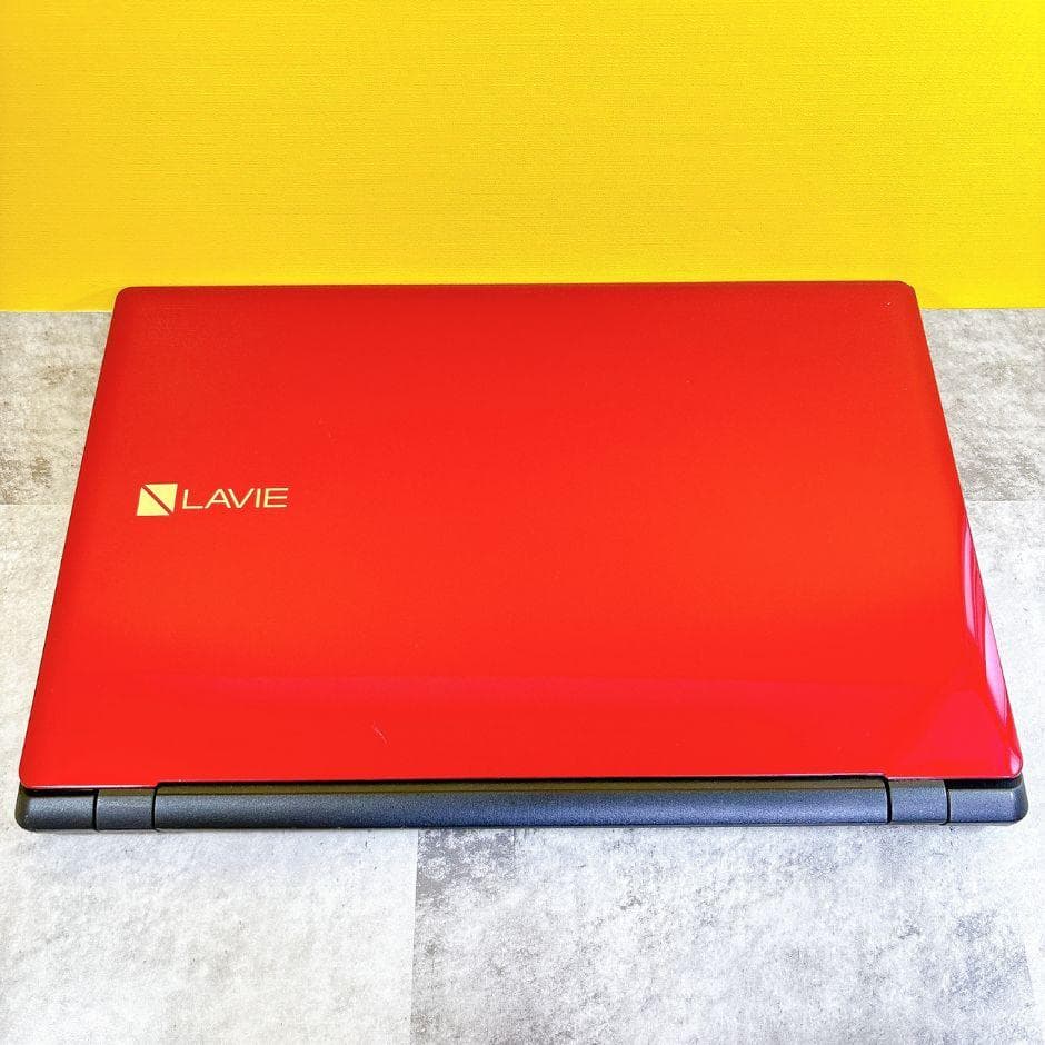 かわいい赤❣SSD搭載で快適✨Win11薄型カメラ付きノートパソコン 仕事や趣味