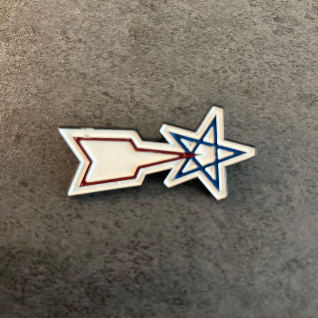 ウルトラマン　ピンバッジ　小学館　円谷プロ