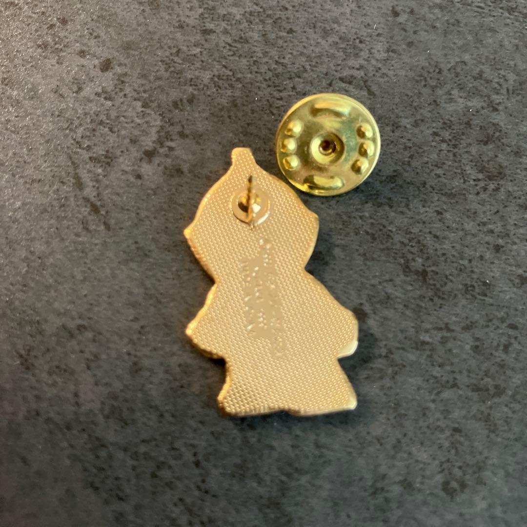 ウルトラマン　ピンバッジ　小学館　円谷プロ