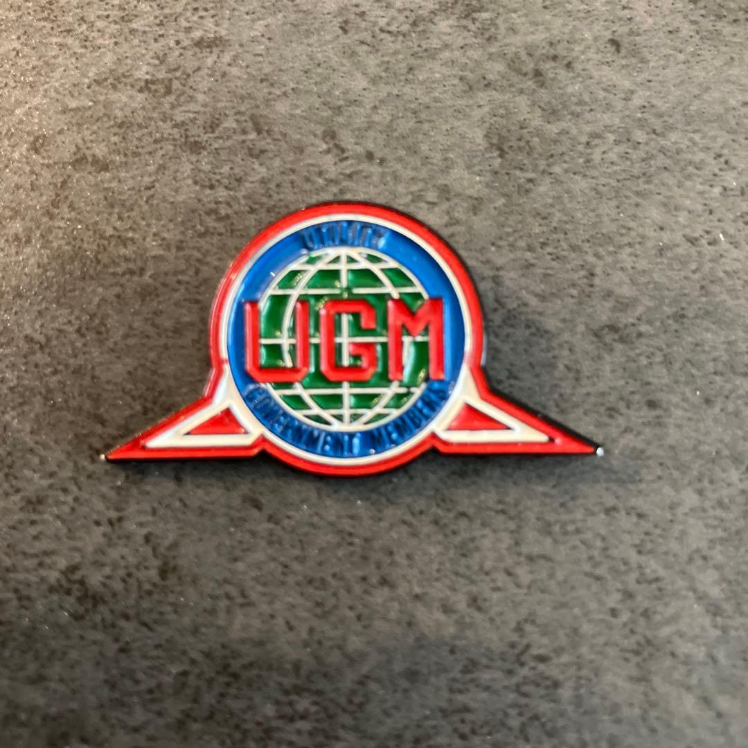 ウルトラマン　ピンバッジ　小学館　円谷プロ