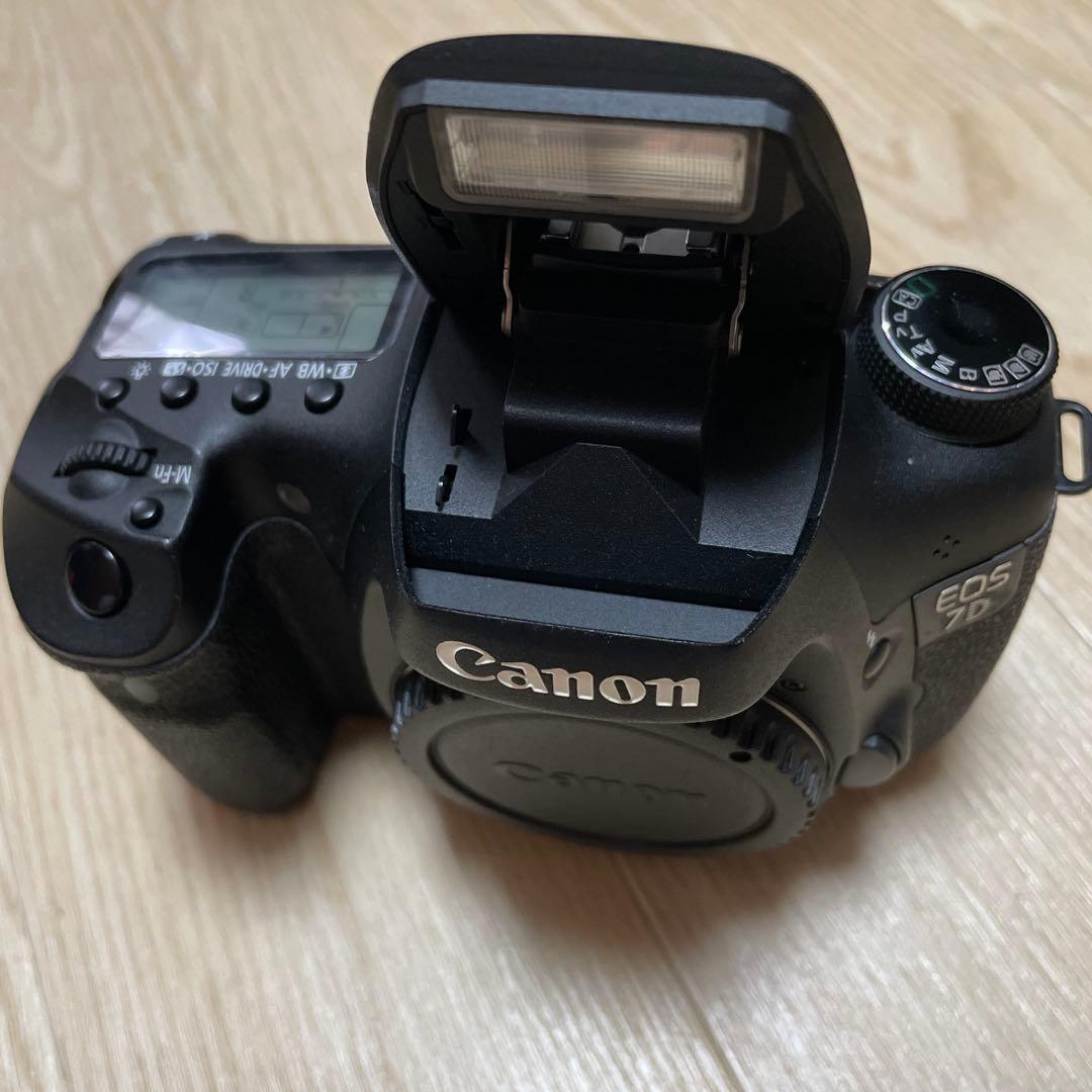 Canon EOS 7D デジタル一眼レフカメラ