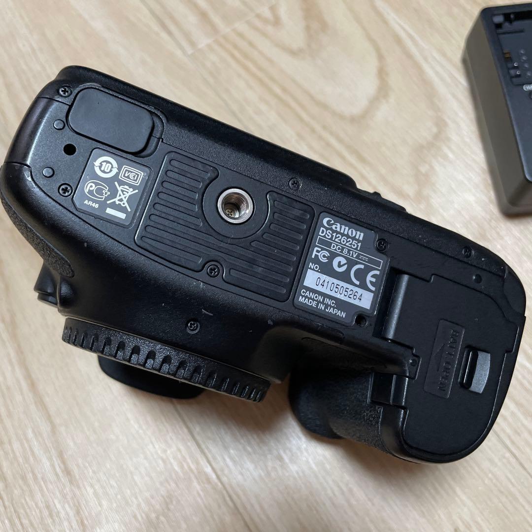 Canon EOS 7D デジタル一眼レフカメラ