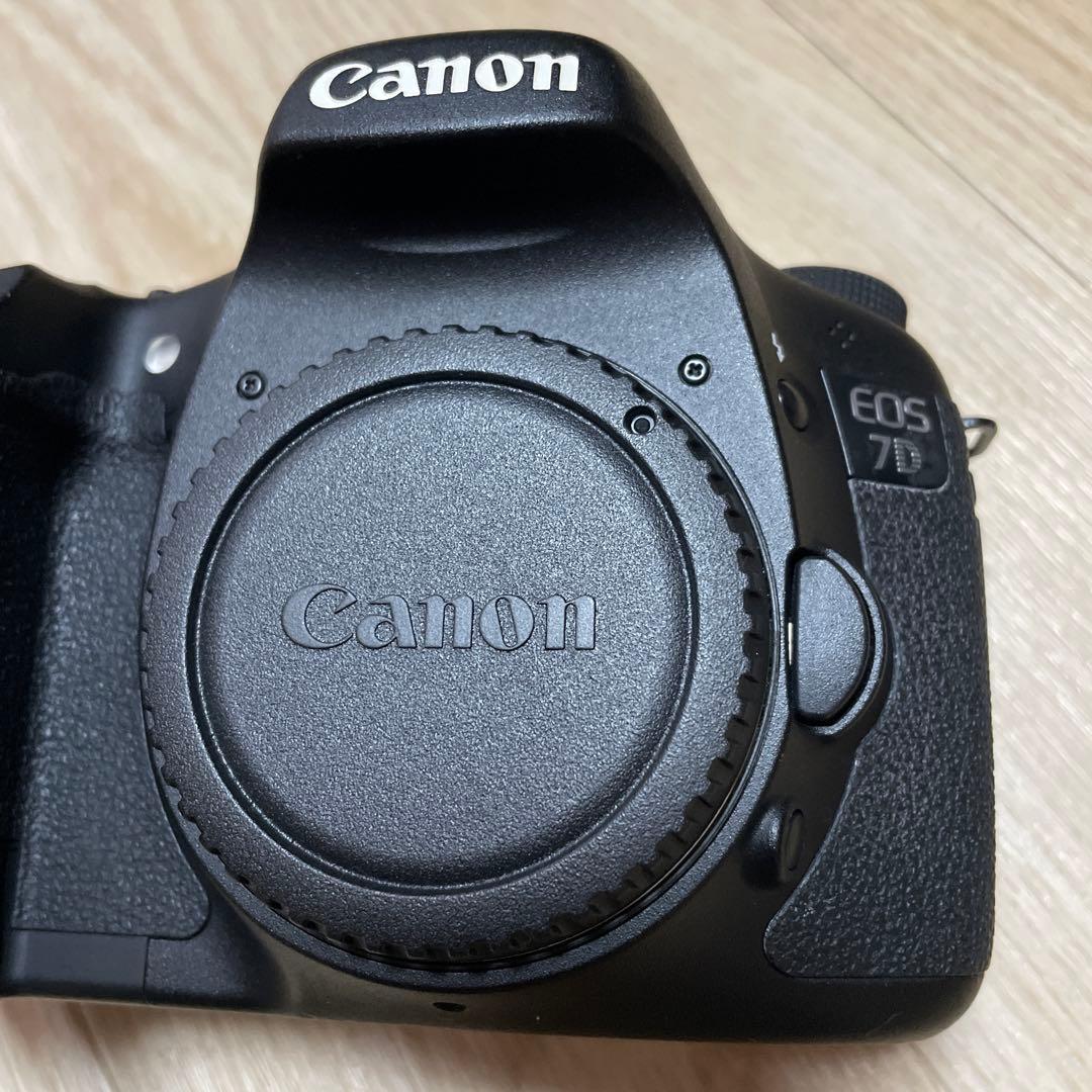 Canon EOS 7D デジタル一眼レフカメラ