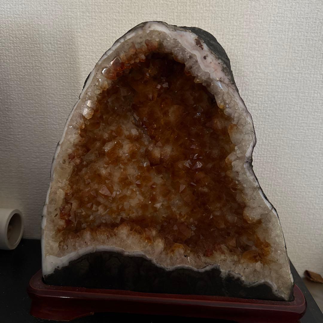 シトリン結晶置物 木製台座付き