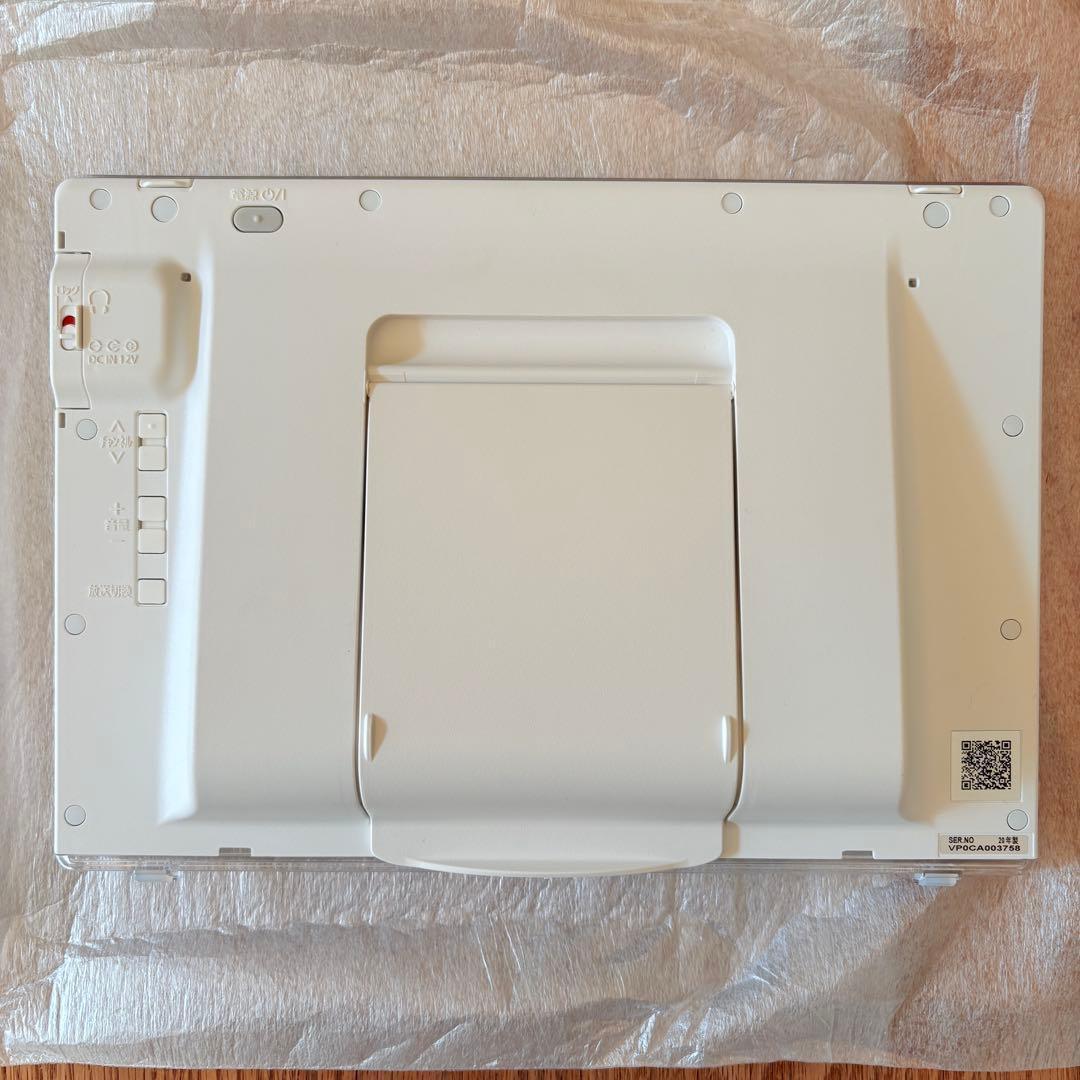 Panasonic プライベートビエラ ポータブルテレビ UN-10E9-W