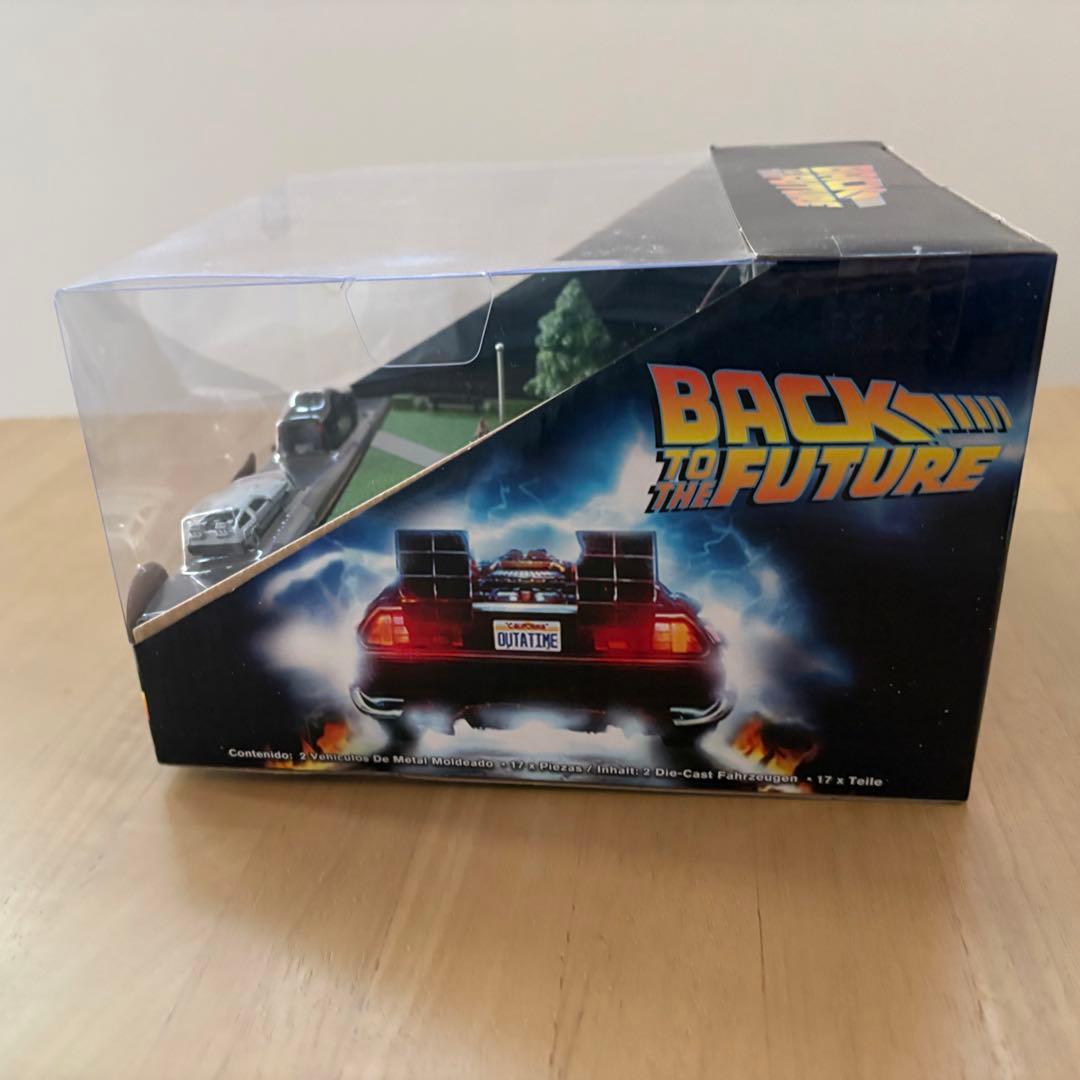 新品未開封◇バック・トゥ・ザ・フューチャー ヒルバレー時計台　デロリアン 模型