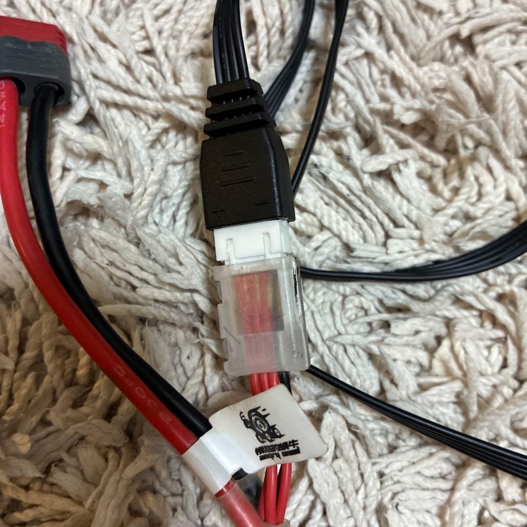 ラジコン　コンポーネント　タイヤ